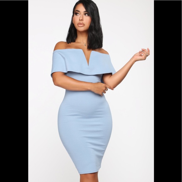 Fashion Nova Dresses & Skirts - Lyla off shoulder Dress Blue Size L🦋